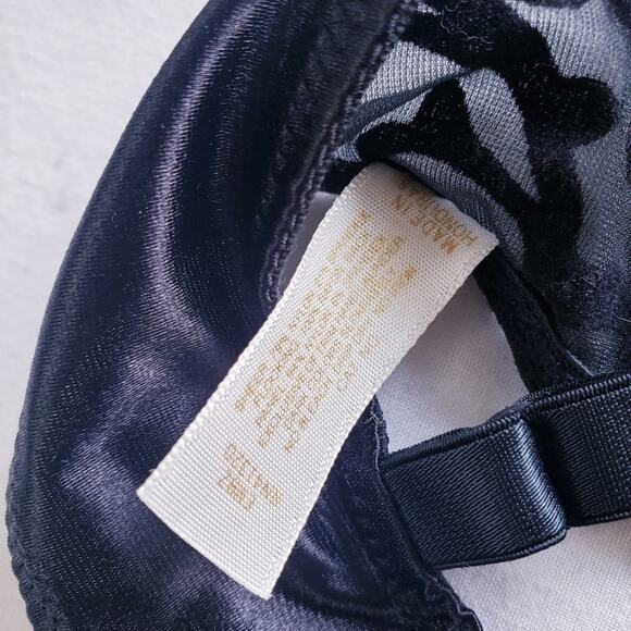 Rare Vintage 90s Victoria's Secret Gold Label Black Floral Velvet Bodysuit Set - Picture 9 of 16